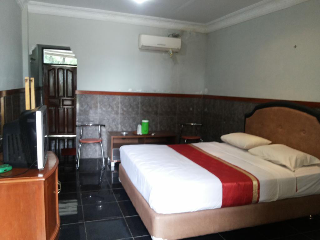 Pasir Putih Resort Bengkulu Room photo